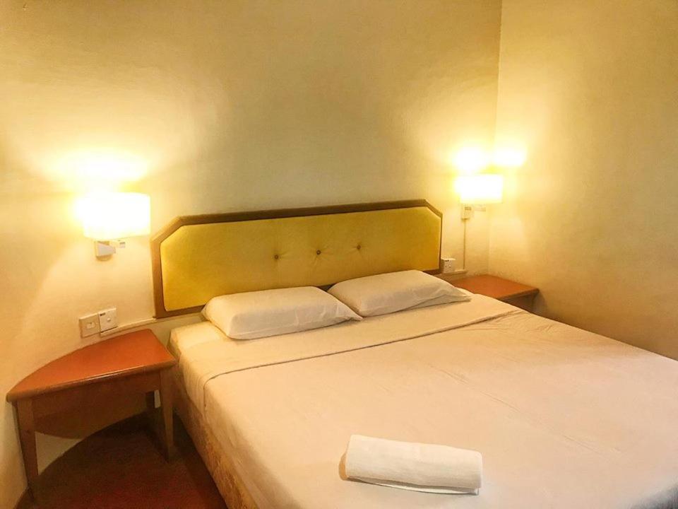 Hotel Sri Raub Extérieur photo