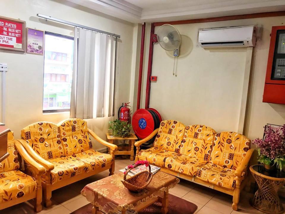 Hotel Sri Raub Extérieur photo