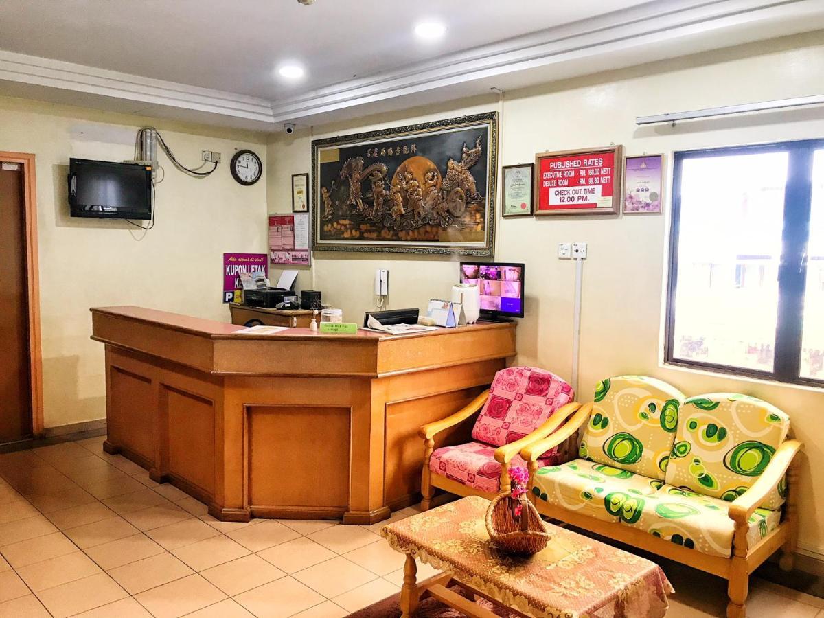 Hotel Sri Raub Extérieur photo